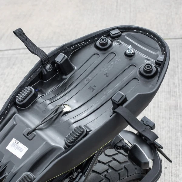 Kit de Fixation de Sac Moto Ducati Scrambler - Image 3
