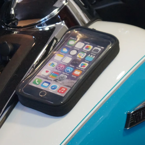 Étui pour Téléphone Magnétique - Image 3